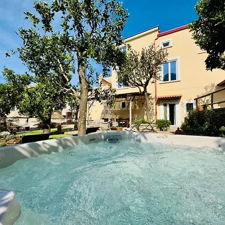 Yourhome - Antico Casale Sorrentino & Апартаменты