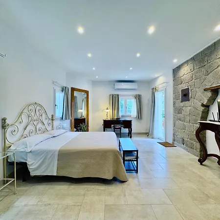 Yourhome - Antico Casale Sorrentino & Мета