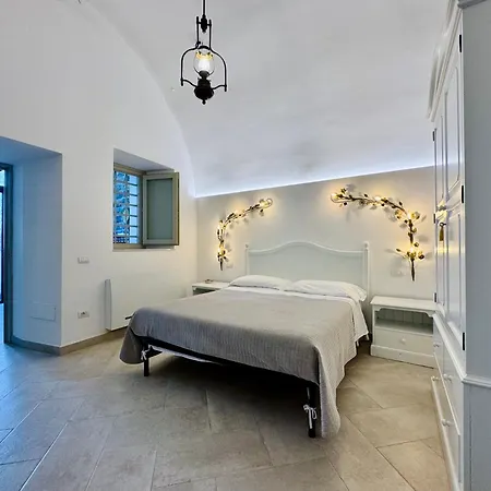 Yourhome - Antico Casale Sorrentino & Мета